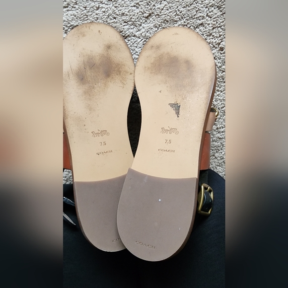 Coach sandals animal print. - Picture 3 of 4